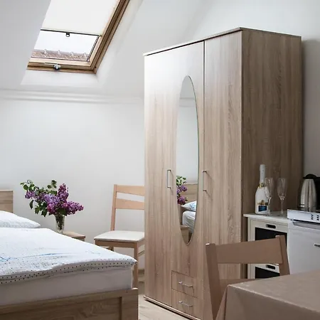 Matild Apartmanhaz 시오포크