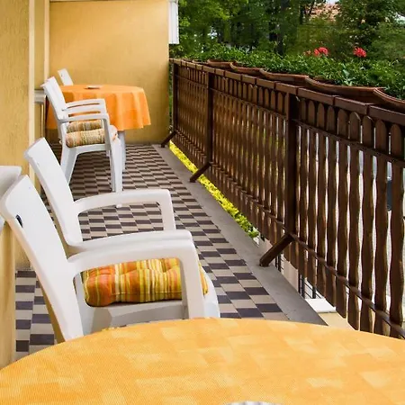 Matild Apartmanhaz *