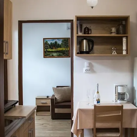 Matild Apartmanhaz 公寓 *