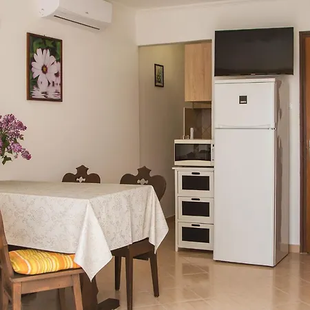 Matild Apartmanhaz Siofok