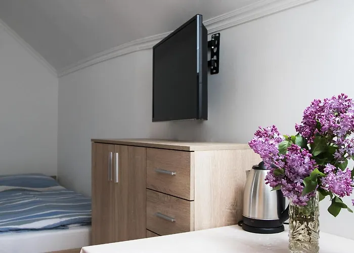 Matild Apartmanhaz * شيوفوك